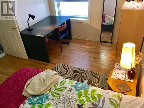 478 Cumberland Street Ottawa ON K1N 7J9