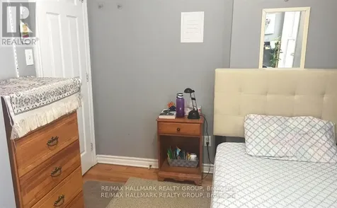 478 Cumberland Street Ottawa ON K1N 7J9