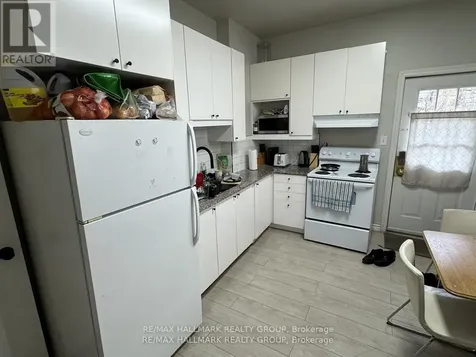 478 Cumberland Street Ottawa ON K1N 7J9