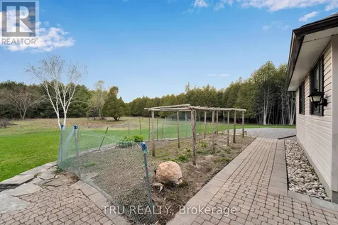 2529 Marshwood Road Ottawa ON K0A 1L0