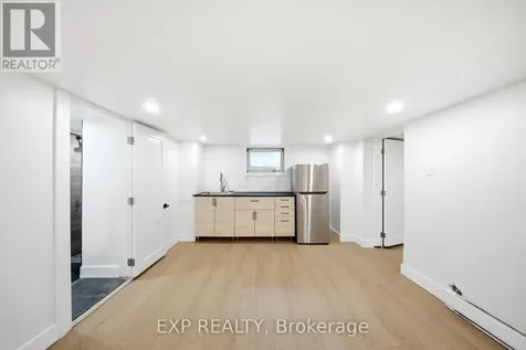200 Madison Avenue South Kitchener ON N2G 3M8