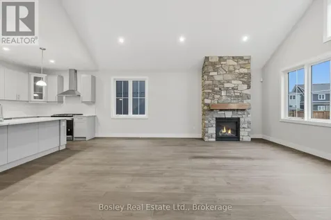 163 Sugar Maple Street Blue Mountains ON L9Y 0Z3