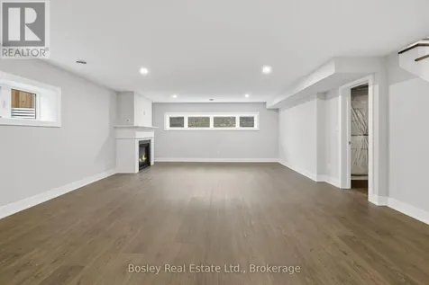 163 Sugar Maple Street Blue Mountains ON L9Y 0Z3