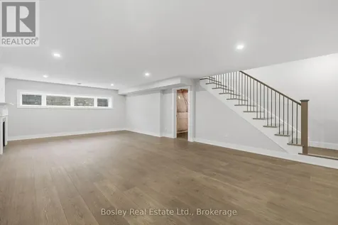163 Sugar Maple Street Blue Mountains ON L9Y 0Z3