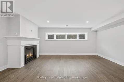163 Sugar Maple Street Blue Mountains ON L9Y 0Z3