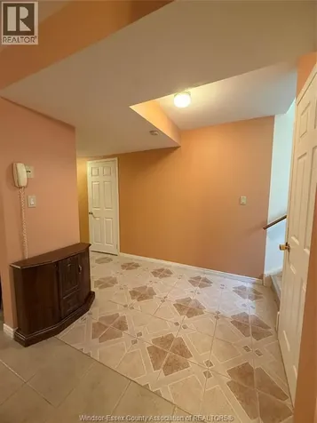 1637 St. Clair Avenue Windsor ON N9B 3K9