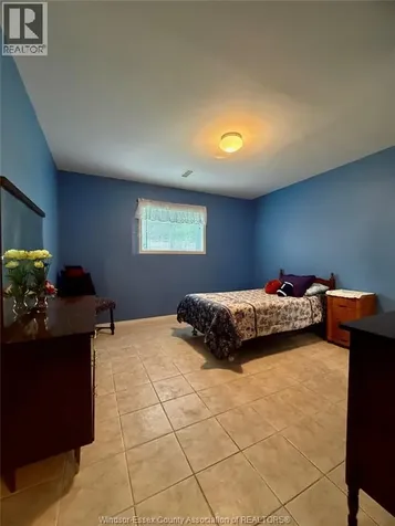 1637 St. Clair Avenue Windsor ON N9B 3K9