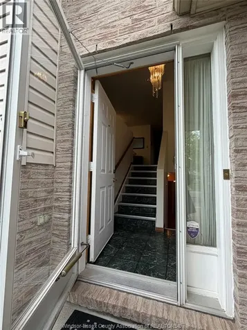 1637 St. Clair Avenue Windsor ON N9B 3K9