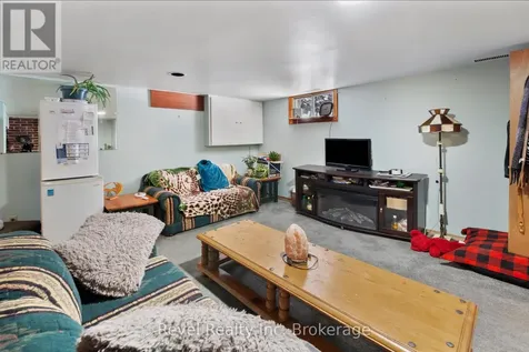 320 Eighth Street Mattawa ON P0H 1V0