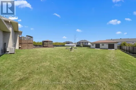 3421 Summerbreeze Drive Ottawa ON K0A 2W0