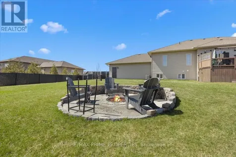 3421 Summerbreeze Drive Ottawa ON K0A 2W0