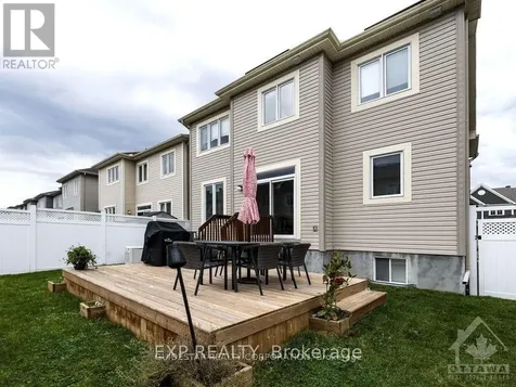 215 Rivertree Street Ottawa ON K2M 0J4