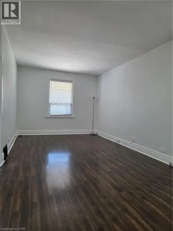 125 Cavell Avenue Hamilton ON L8L 7E6