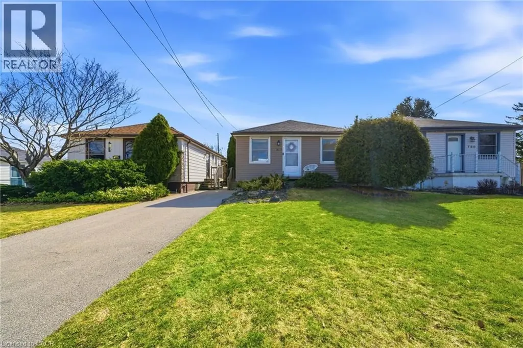 752 Ninth Avenue Hamilton ON L8T 2A6