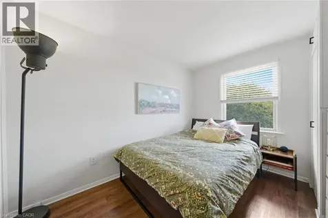 752 Ninth Avenue Hamilton ON L8T 2A6