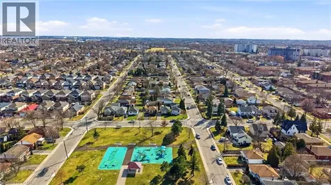 752 Ninth Avenue Hamilton ON L8T 2A6