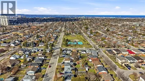752 Ninth Avenue Hamilton ON L8T 2A6