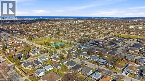 752 Ninth Avenue Hamilton ON L8T 2A6