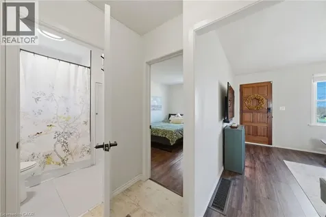 752 Ninth Avenue Hamilton ON L8T 2A6