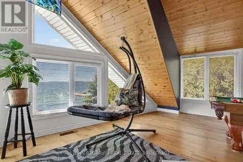137 Thousand Islands Parkway Gananoque ON K6H 5R7