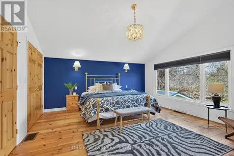 137 Thousand Islands Parkway Gananoque ON K6H 5R7