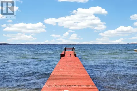 137 Thousand Islands Parkway Gananoque ON K6H 5R7