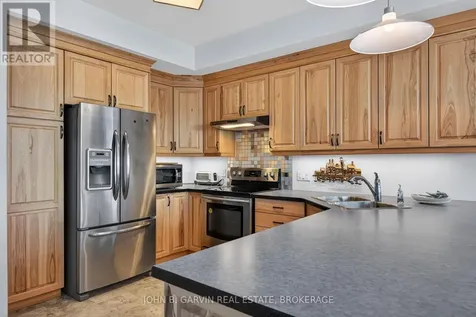 137 Thousand Islands Parkway Gananoque ON K6H 5R7