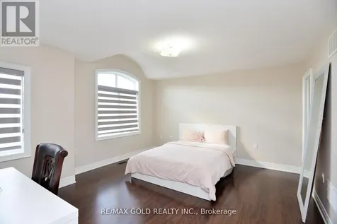 42 Brookwater Crescent Caledon ON L7C 4A4