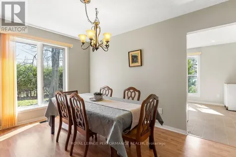 5529 Woodeden Drive Ottawa ON K4M 1B4