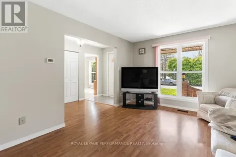 5529 Woodeden Drive Ottawa ON K4M 1B4