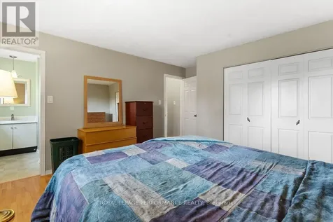 5529 Woodeden Drive Ottawa ON K4M 1B4