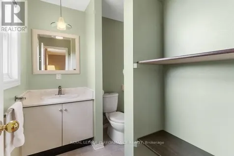 5529 Woodeden Drive Ottawa ON K4M 1B4