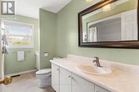 5529 Woodeden Drive Ottawa ON K4M 1B4