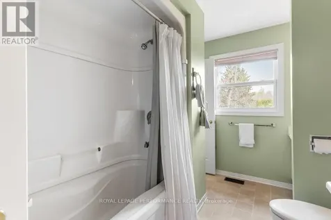 5529 Woodeden Drive Ottawa ON K4M 1B4