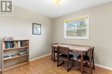 5529 Woodeden Drive Ottawa ON K4M 1B4