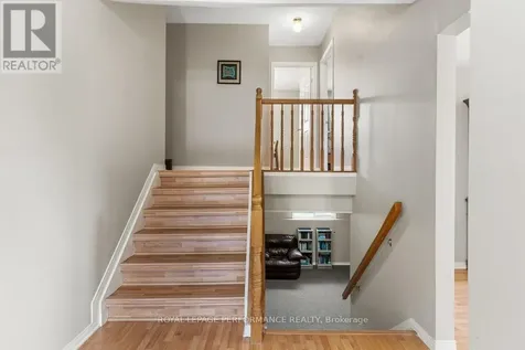 5529 Woodeden Drive Ottawa ON K4M 1B4