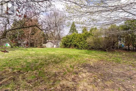 5529 Woodeden Drive Ottawa ON K4M 1B4