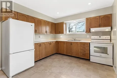 5529 Woodeden Drive Ottawa ON K4M 1B4