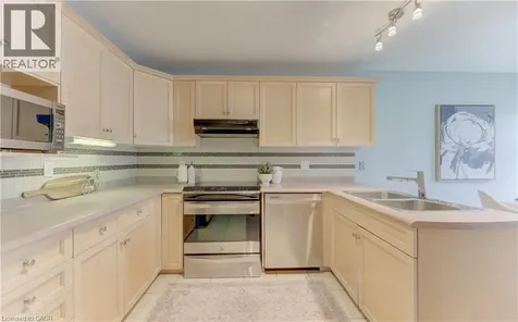 487 Brentcliffe Drive Waterloo ON N2T 2R8
