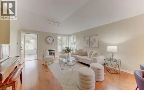 487 Brentcliffe Drive Waterloo ON N2T 2R8