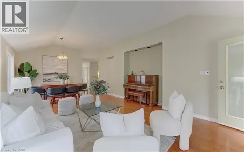 487 Brentcliffe Drive Waterloo ON N2T 2R8
