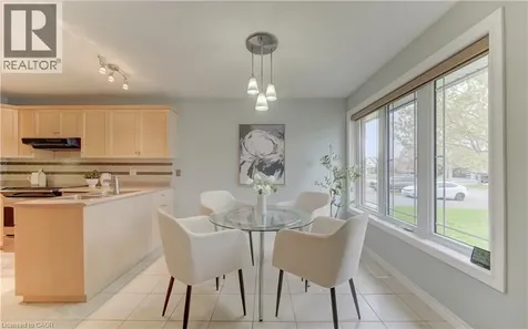 487 Brentcliffe Drive Waterloo ON N2T 2R8