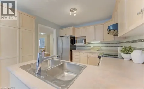 487 Brentcliffe Drive Waterloo ON N2T 2R8