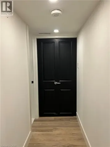 35 Barnesdale Avenue North Hamilton ON L8L 6R7