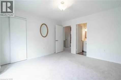 195 Silverbirch Boulevard Glanbrook ON L0R 1W0