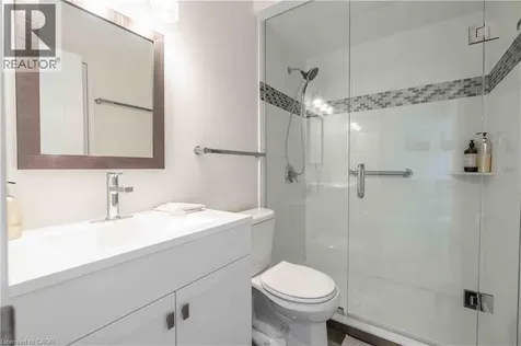 195 Silverbirch Boulevard Glanbrook ON L0R 1W0