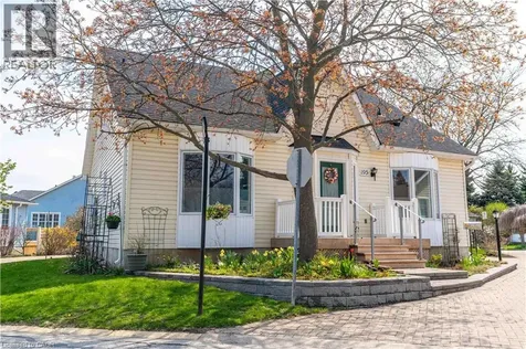195 Silverbirch Boulevard Glanbrook ON L0R 1W0