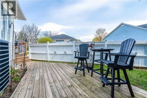 195 Silverbirch Boulevard Glanbrook ON L0R 1W0