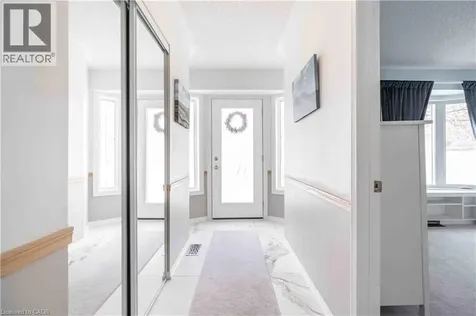 195 Silverbirch Boulevard Glanbrook ON L0R 1W0