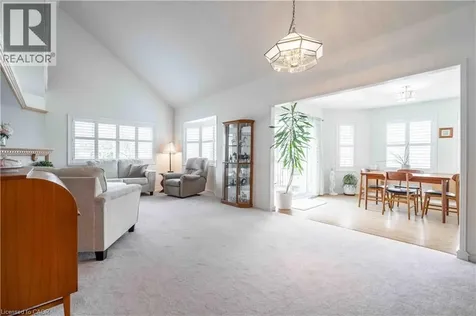 195 Silverbirch Boulevard Glanbrook ON L0R 1W0